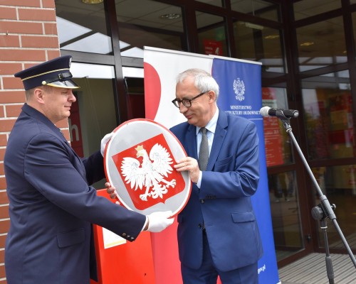 Godło na budynku Poczty Polskiej w Gdańsku